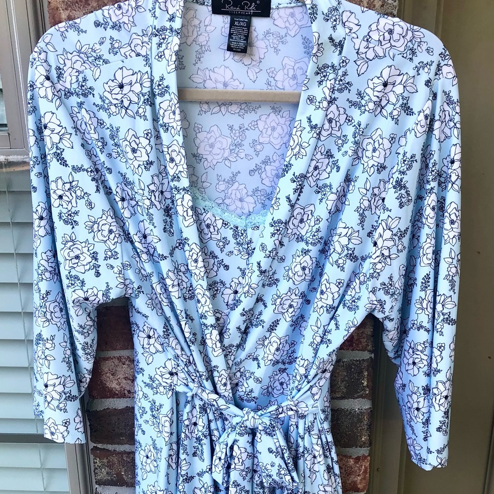 Ladies Rene Rofe Gown and Housecoat XL Set